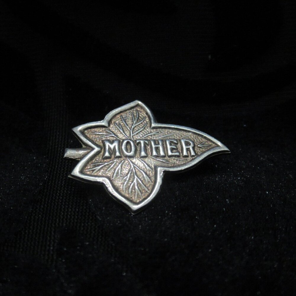 Silver Ivy Leaf Brooch Antique Sentimental Jewelry, Mother Inscription Vintage